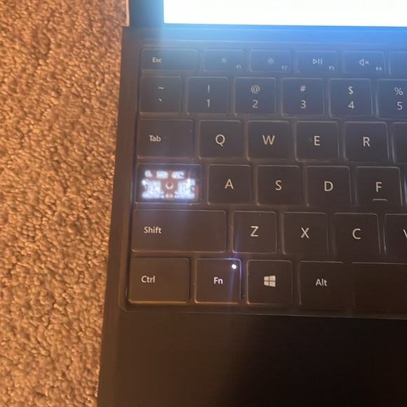 Microsoft Surface Pro 6 Laptop - Picture 4 of 10